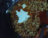 Foto langkah ke 5 dari resep Kreasi mie sedap Korean spicy chicken.