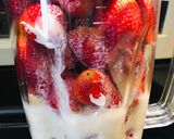 A picture of step 3 of Strawberry 🍓 Vodka Sorbet.