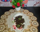 A picture of step 4 of Achari bhindi.