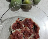 Foto del paso 2 de la receta: Flan de huevo con higos frescos (en microondas)