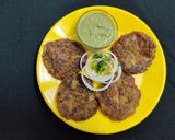 A picture of step 3 of कच्चे केले का कबाब (Raw Banana Kabab Recipe In Hindi).