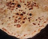 आलू गाजर का पराठा (Aloo gajar ka paratha recipe in Hindi) रेसिपी चरण 4 फोटो