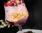 A picture of step 6 of 3 Layer Strawberry Dessert.