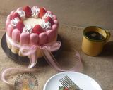 Gambar langkah 15 resipi Strawberry Tiramisu Charlotte Cake.