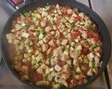 Foto del paso 5 de la receta: Pechuga con calabacitas