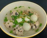 Hình bước làm 3 của món Bún mọc trứng cút