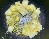 Foto langkah ke 2 dari resep Udang Goreng Mentega.
