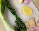 Foto langkah ke 1 dari resep Sop Ayam kaldu mentega.