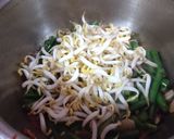 Foto langkah ke 2 dari resep Tumis Kacang Panjang, Taoge dan Tahu.