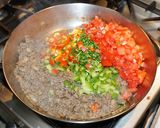 A picture of step 2 of Lebanese Shepherd's Pie (Pastel de Papas Libanés) by Jon Michelena.