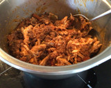 Foto del paso 2 de la receta: Empanada gallega de carne y pollo