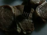 หมูหมักน้ำผึ้งพริกไทยดำ
