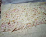 Foto del paso 3 de la receta: Hojaldre de queso, bacon y jamón