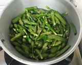 Foto langkah ke 1 dari resep Tumis Genjer (bunga genjer).