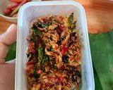 Foto langkah ke 4 dari resep Nasbak Suwir Tongkol.
