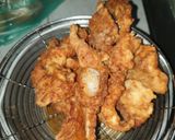 Foto langkah ke 5 dari resep Jamur tiram goreng tepung.