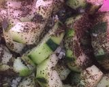 Foto del paso 7 de la receta: Chuleta de cerdo con pepino a la hierbabuena