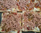عکس مرحله 1 از دستور پیتزا با نون تست🍕🍕🍕🍞🍞🍞