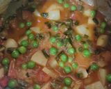 A picture of step 4 of Spring onion sabji(chith-kuta).