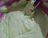Foto langkah ke 4 dari resep Brownies Kukus Pandan Keju.