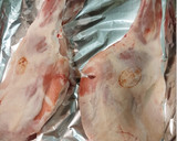Foto del paso 2 de la receta: Paletilla de cordero segureño asado