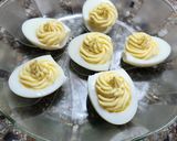 Foto del paso 3 de la receta: 🎅🏻 Huevos rellenos diferentes 🥚