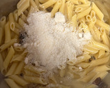 Foto del paso 5 de la receta: Pasta con carbonara de champiñones