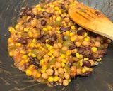 A picture of step 2 of Chilli sin carne.