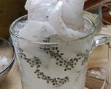 Foto langkah ke 3 dari resep Es Kelapa Muda Selasih.