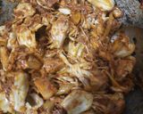 स्वादिष्ट कटहल की सब्जी (Kathal ki sabji recipe in Hindi) रेसिपी चरण 5 फोटो