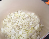 Foto del paso 1 de la receta: Bonito en salsa de tomate natural con quinoa