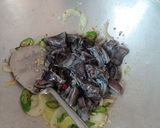 Foto langkah ke 3 dari resep Cumi Lada Hitam.
