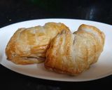A picture of step 10 of Bhetki Hummus Shell Puff.