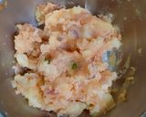 A picture of step 2 of Potato poppers.