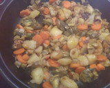 Foto del paso 3 de la receta: Pollo al ajillo al vino dulce