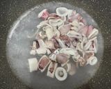 Foto langkah ke 1 dari resep Cumi Udang Saus Padang.