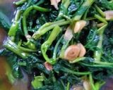 Foto langkah ke 4 dari resep Tumis Kangkung LSM - TWL (Tradisional Warisan Leluhur).