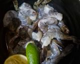 Foto langkah ke 1 dari resep Tomyam dengan Kaldu Udang 🍤🍜.