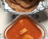 A picture of step 8 of Shahi paneer with paratha.
