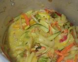 Foto del paso 7 de la receta: Plato de vegetales salteados cremosos con pasta🥦🌶️🧅🥕🍝