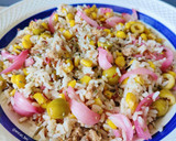 Foto del paso 4 de la receta: Ensalada de arroz tricolor con atún y encurtidos