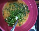 Foto langkah ke 5 dari resep Omelet sayur praktis.