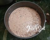 A picture of step 4 of Beetroot Halwa Cake.