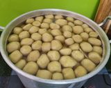 Hình bước làm 4 của món Chè Khoai Lang Dẻo Cốt Dừa