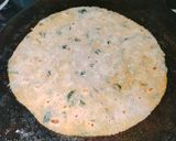 A picture of step 5 of Methi Paratha.