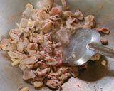 รูปขั้นตอนการทำที่ 2 ของ ผัดขิงหมู