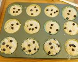 A picture of step 4 of Cranberry Muffin.