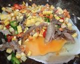 Foto langkah ke 4 dari resep Nasi Goreng Pelangi Ikan Cakalang.