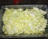 Hình bước làm 2 của món Bắp cải ngâm chua ngọt