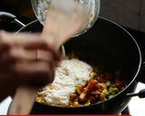 ओले काजू आणि मटार उसळ (Ole Kaju Matar Usal Recipe In Marathi) रेसिपी स्टेप 2 फोटो